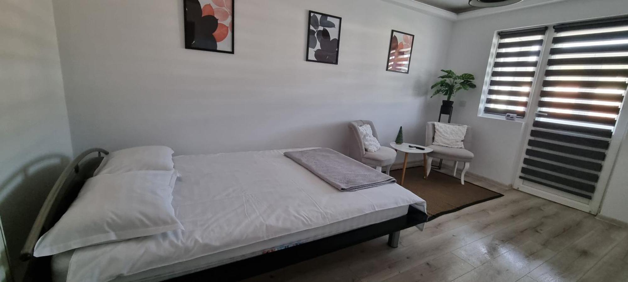 Radu'S Room Curtea De Arges Exterior photo
